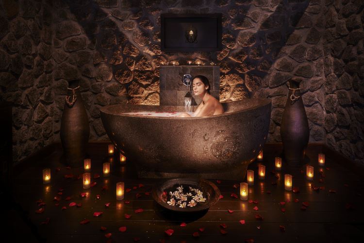 Jacuzzi in Ajman Jacuzzi in Ajman